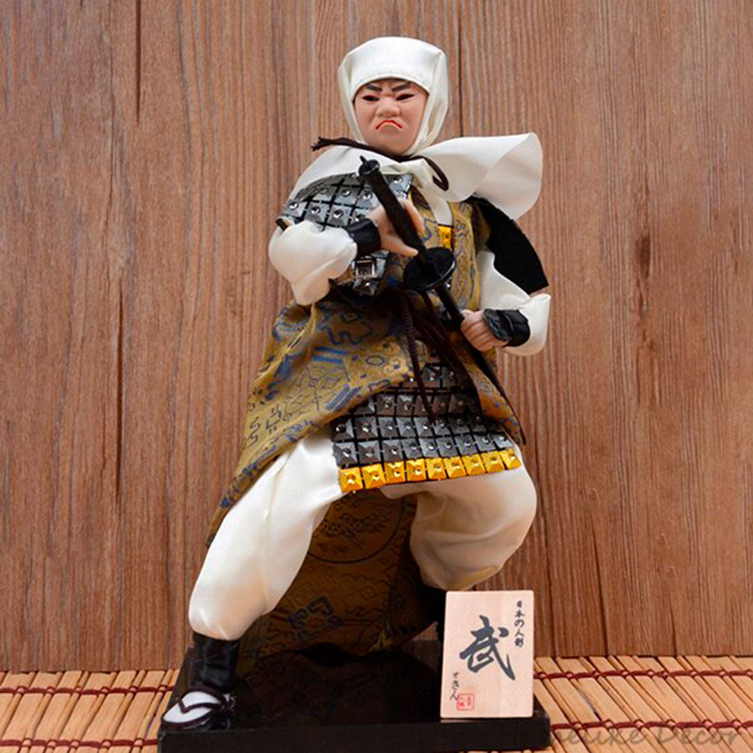 Figurine de Guerrier Samouraï en Armure de Combat