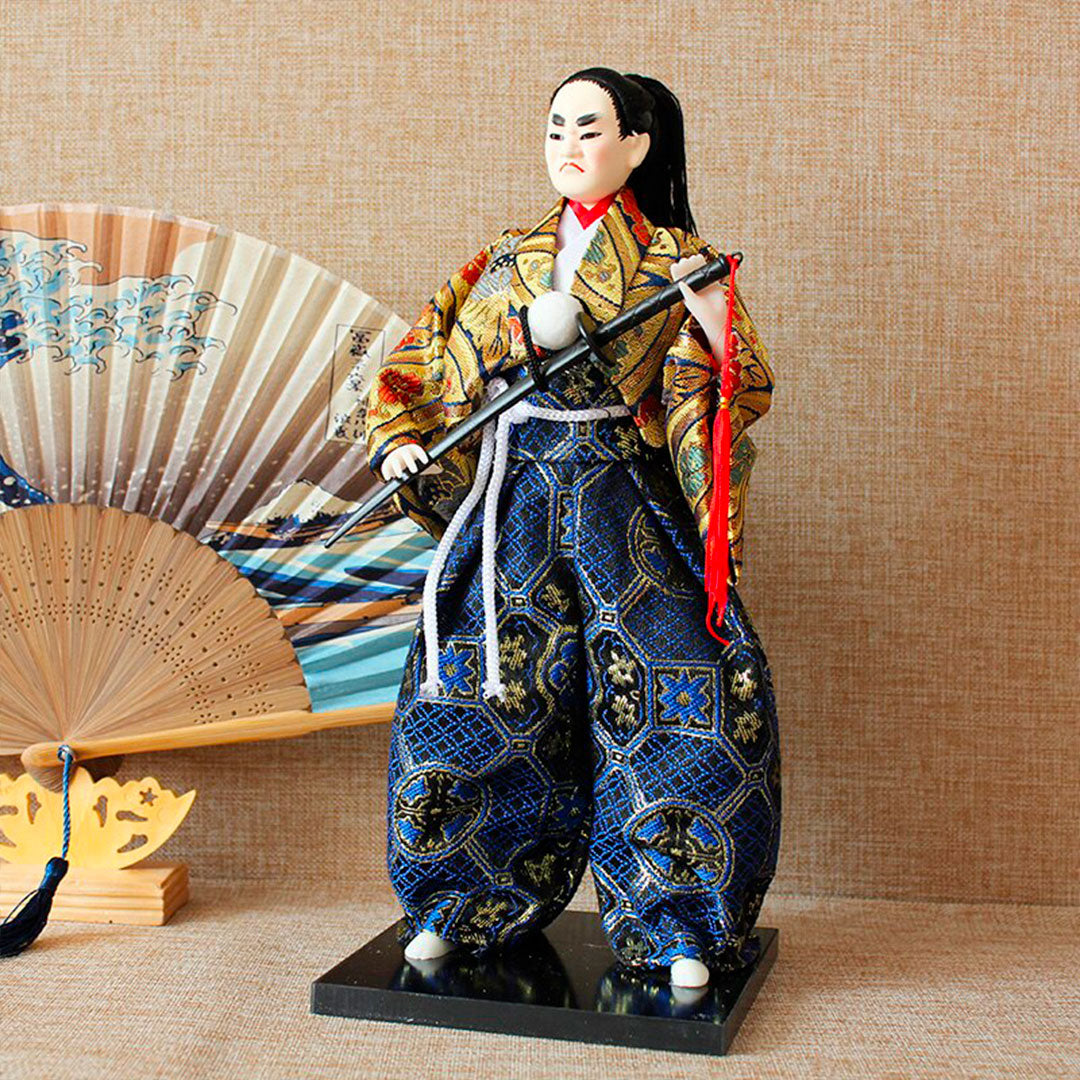 Figurine de Guerrier Japonais en Tenue Traditionnelle Bleue et Or